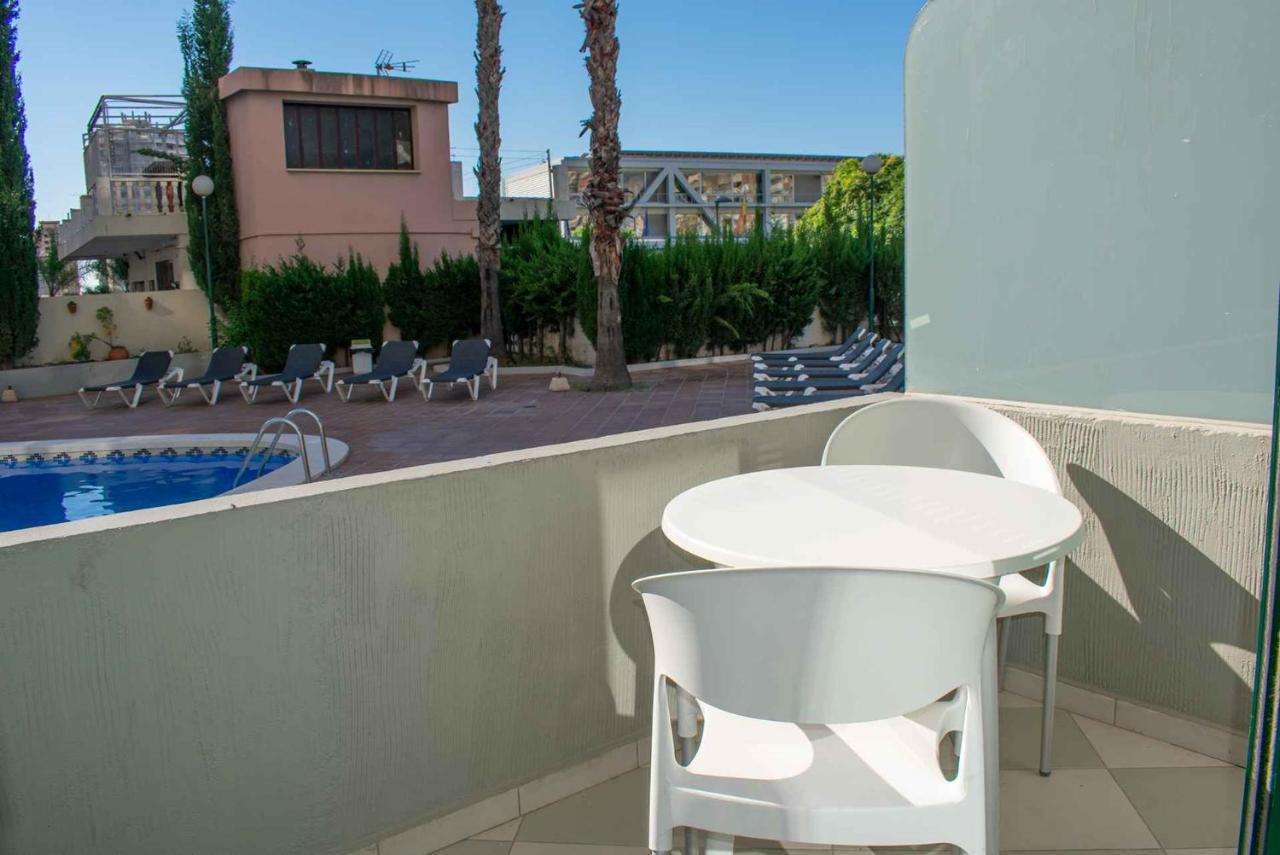 Apartamentos Michel Angelo بينايدورم الغرفة الصورة
